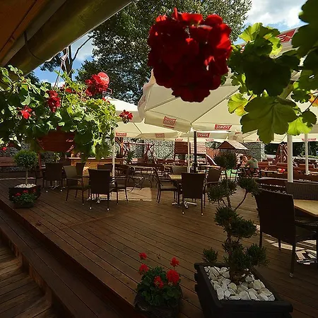 住宿加早餐酒店 玛提奥酒店 Duszniki Zdrój